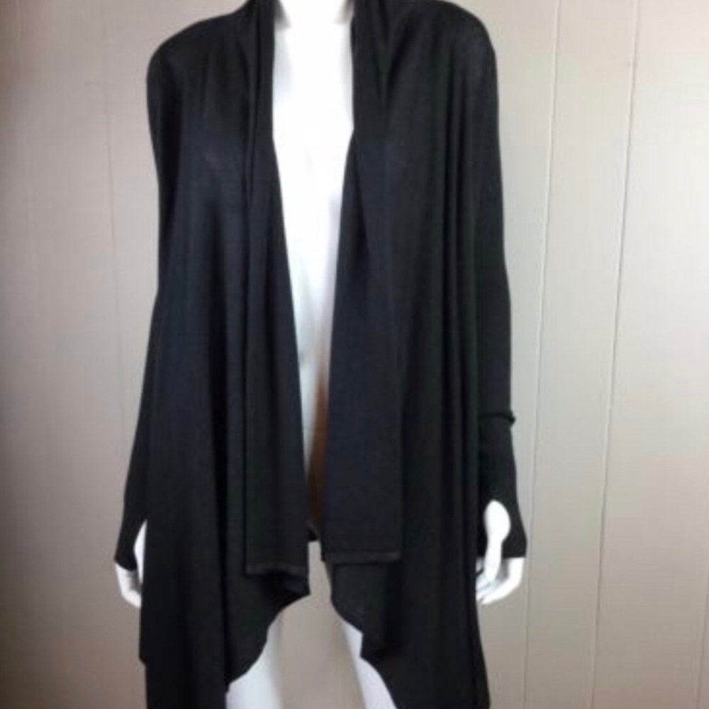 Lululemon Universal Wrap